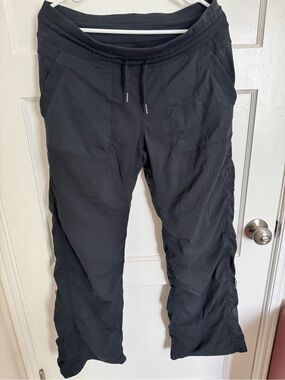 Lululemon dance studio pant (lined)